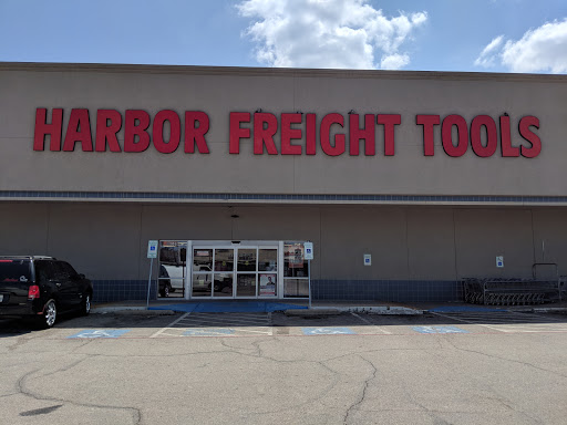 Hardware Store «Harbor Freight Tools», reviews and photos, 6508 Skillman St, Dallas, TX 75231, USA