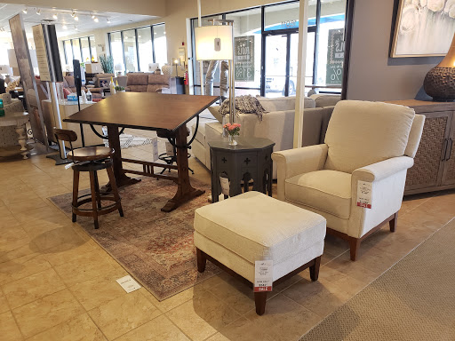 Furniture Store «La-Z-Boy Furniture Galleries», reviews and photos, 16011 South La Grange Road, Orland Park, IL 60467, USA