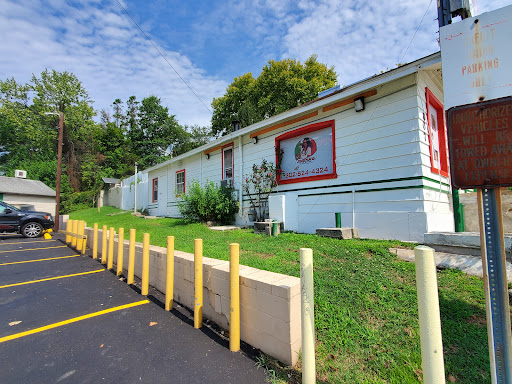 Liquor Store «Silview Liquor Store», reviews and photos, 805 W Newport Pike, Wilmington, DE 19804, USA
