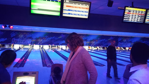 Bowling Alley «Brunswick Zone Wheat Ridge Lanes», reviews and photos, 9751 W 49th Ave, Wheat Ridge, CO 80033, USA