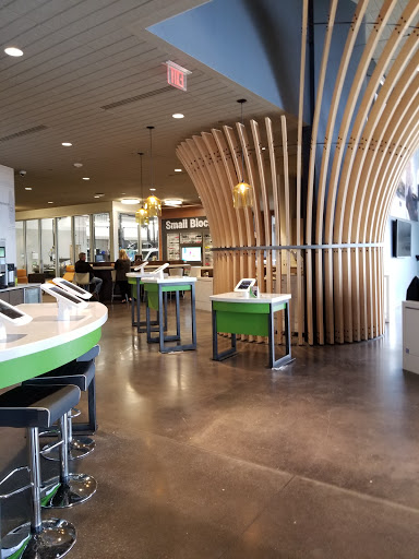 Used Car Dealer «EchoPark Automotive», reviews and photos, 1500 E County Line Rd, Highlands Ranch, CO 80126, USA