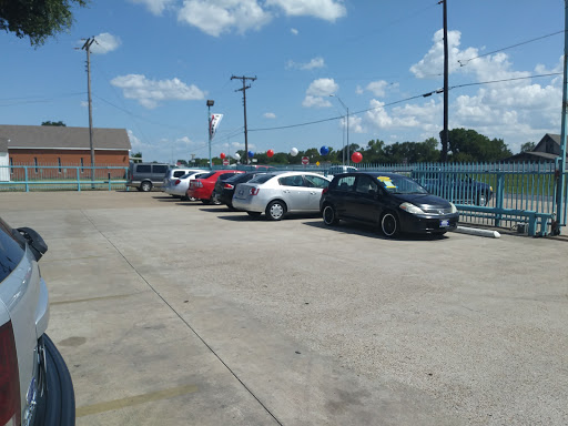 Easy Credit Auto Sales, 7512 C F Hawn Fwy, Dallas, TX 75217, USA, 