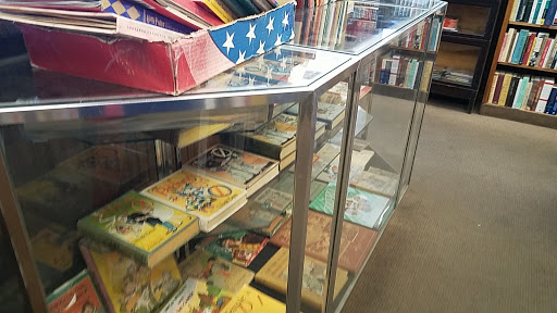 Used Book Store «Amber Unicorn Books», reviews and photos, 2101 S Decatur Blvd #14, Las Vegas, NV 89102, USA