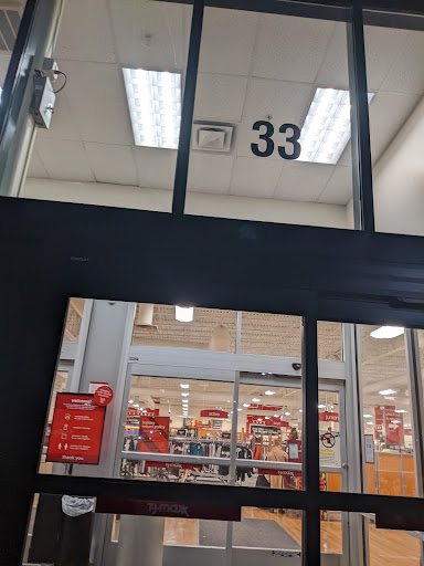 Department Store «T.J. Maxx», reviews and photos, 33 Holyoke St, Holyoke, MA 01040, USA