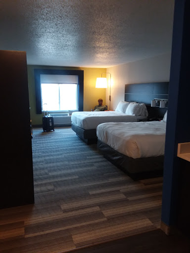 Hotel «Holiday Inn Express & Suites Sparta», reviews and photos, 1301 N Market St, Sparta, IL 62286, USA