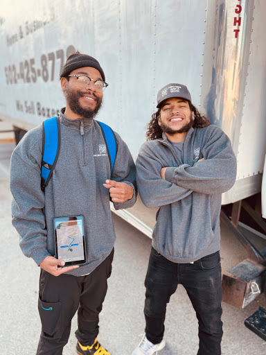 Moving and Storage Service «Two Men and a Truck», reviews and photos, 5328 Bardstown Rd, Louisville, KY 40291, USA