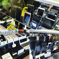 Hi-Tech Gadgets Anderson Mill & Pond Springs Rd - iPhone iPad Computer Repair Austin - Apple Repair Austin - Photo 4 - Car repair in Austin, TX, Austin