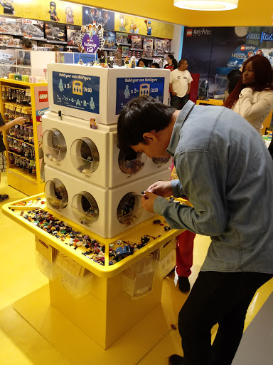 Toy Store «The LEGO Store», reviews and photos, 3000 184th St SW, Lynnwood, WA 98037, USA