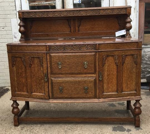 Antique Furniture Store «Lots of Furniture Antiques Warehouse», reviews and photos, 910 N Riverfront Blvd, Dallas, TX 75207, USA