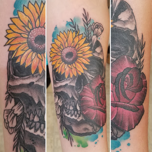 Tattoo Shop «Grapes Designs», reviews and photos, 103 S 3rd St, Scottsville, KY 42164, USA