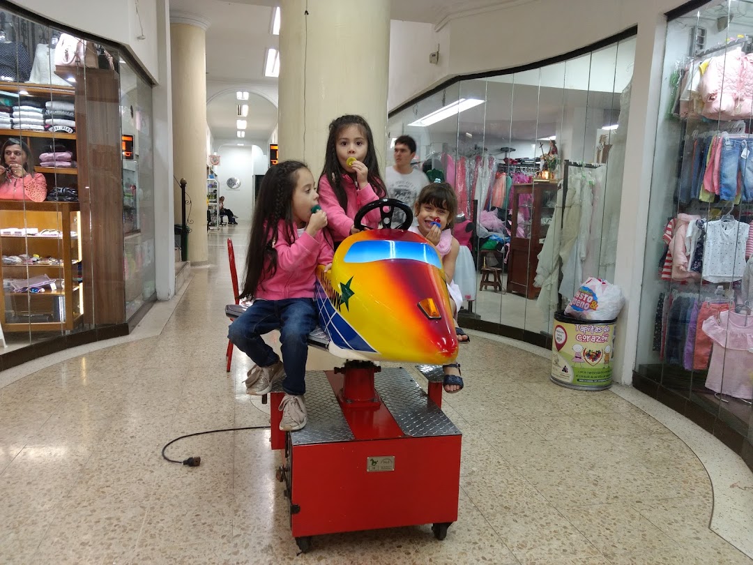 Centro Comercial Siruma