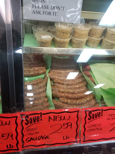 Supermarket «Crestmont Park Supermarket», reviews and photos, 11404 Martin Luther King Blvd, Houston, TX 77048, USA