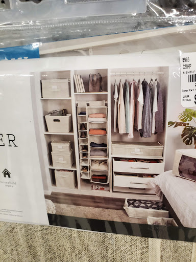 Home Goods Store «Tuesday Morning», reviews and photos, 2550 Fair Oaks Blvd, Sacramento, CA 95825, USA