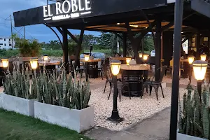 El Roble Parrilla Bar image