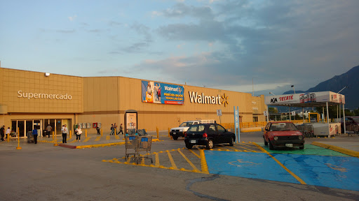 Walmart Miguel Alemán
