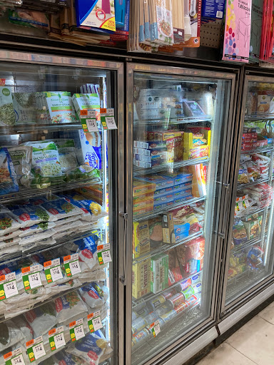 Grocery Store «C-Town Supermarkets», reviews and photos, 81-29 Lefferts Blvd, Kew Gardens, NY 11415, USA