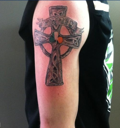 Tattoo Shop «Life Sentence Tattoo & BodyJewelry», reviews and photos, 10614 SE Kent-Kangley Rd, Kent, WA 98030, USA