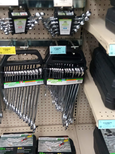 Hardware Store «Harbor Freight Tools», reviews and photos, 395 Westgate Dr, Brockton, MA 02301, USA