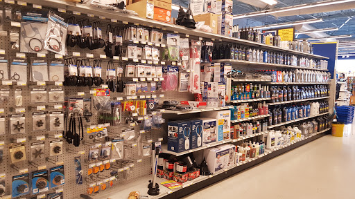 Marine Supply Store «West Marine», reviews and photos, 670 Lee Rd, Orlando, FL 32810, USA