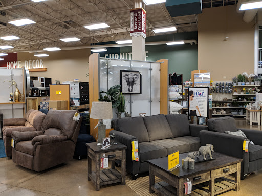 Grocery Store «Fred Meyer», reviews and photos, 6305 Bridgeport Way W, University Place, WA 98467, USA