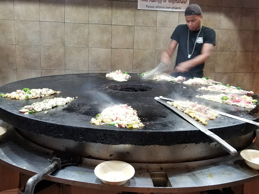 Shopping Mall «Bayshore Town Center», reviews and photos, 5800 N Bayshore Dr, Glendale, WI 53217, USA