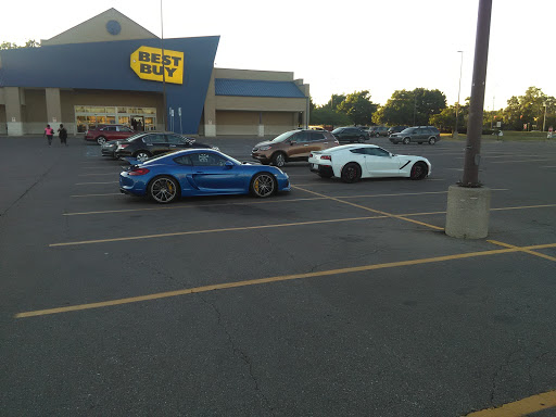 Electronics Store «Best Buy», reviews and photos, 16221 Ford Rd, Dearborn, MI 48126, USA