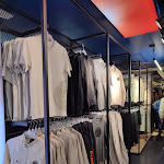 Photo n° 6 de l'avis de Marie.m fait le 31/10/2023 à 08:55 pour Boutique Officielle Paris Saint-Germain à Paris
