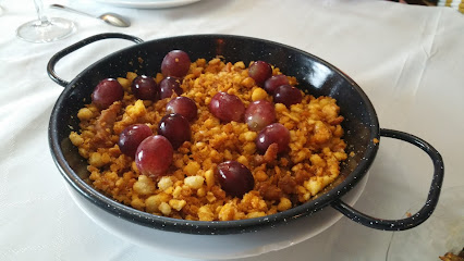 Información y opiniones sobre Restaurante El Campanario de Monasterio
