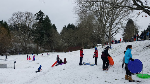 Park «Commonwealth Lake Park», reviews and photos, SW Butner Rd & SW Huntington Ave, Cedar Hills, OR 97225, USA