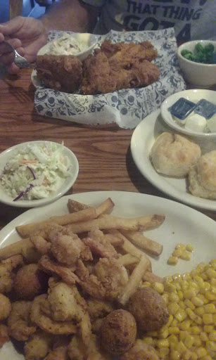 American Restaurant «Cracker Barrel Old Country Store», reviews and photos, 110 Hancock Ln, Mt Holly, NJ 08060, USA