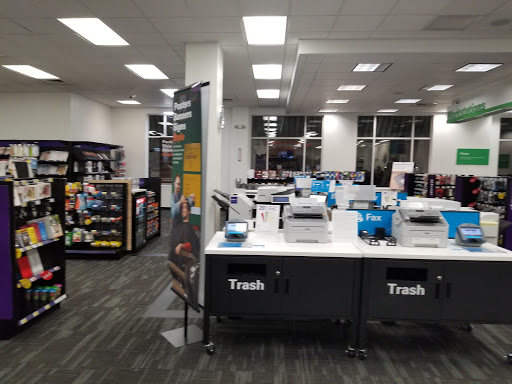 Print Shop «FedEx Office Print & Ship Center», reviews and photos, 4717 Sharon Rd #1a, Charlotte, NC 28210, USA