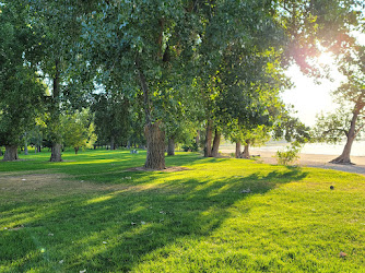Lake Lowell picnic park