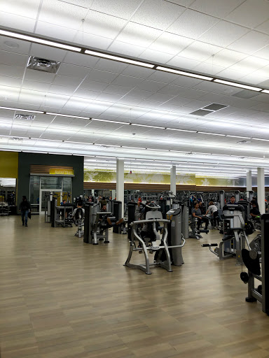 Health Club «La fitness», reviews and photos, 345 E Palatine Rd, Arlington Heights, IL 60004, USA