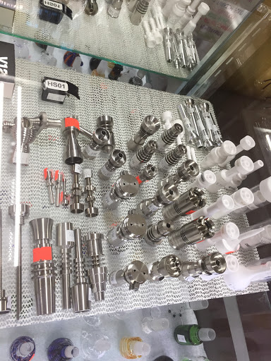 Cigar Shop «Park Avenue Smoke Shop», reviews and photos, 194 Park Ave, Worcester, MA 01609, USA