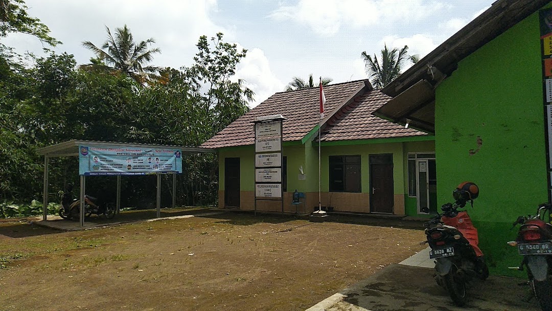 Kantor Balai Desa Begawat