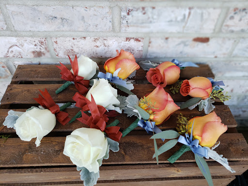 Florist «Blissful Blooms Floral», reviews and photos, 17 East Ave, Monroe, OH 45050, USA