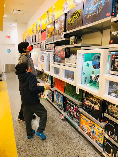 Toy Store «The LEGO Store», reviews and photos, 6600 Topanga Canyon Blvd, Canoga Park, CA 91303, USA