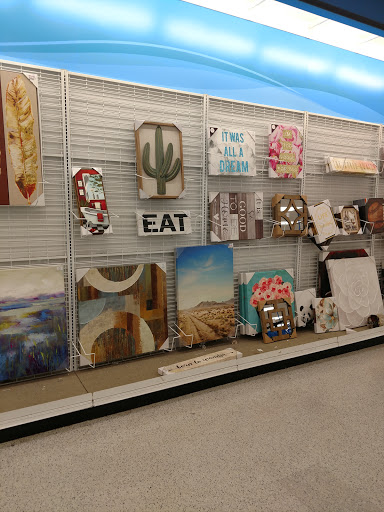 Clothing Store «Ross Dress for Less», reviews and photos, 835 Cortez Rd W, Bradenton, FL 34207, USA