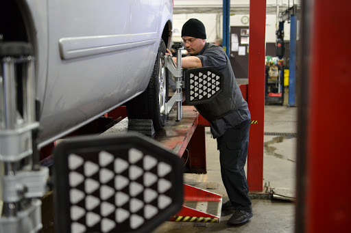 Auto Tune Up Service «Plymouth VIP Auto», reviews and photos, 9950 County Rd 9, Plymouth, MN 55442, USA