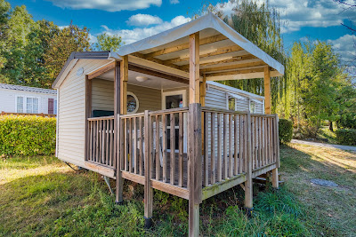 Camping Le Grand Cerf à Le Grand-Serre