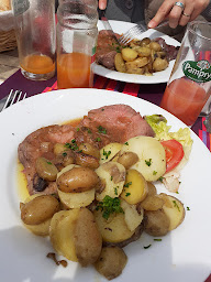 Photo n°44 de Café Du Commerce à Lyons-la-Forêt ()