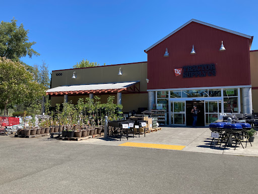 Home Improvement Store «Tractor Supply Co.», reviews and photos, 1000 American Way, Windsor, CA 95492, USA