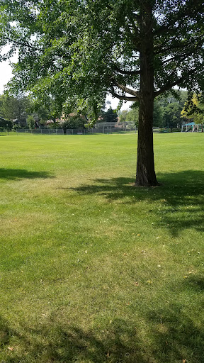 Community Center «Irwin Community Center & Irwin Park», reviews and photos, 18120 Highland Ave, Homewood, IL 60430, USA