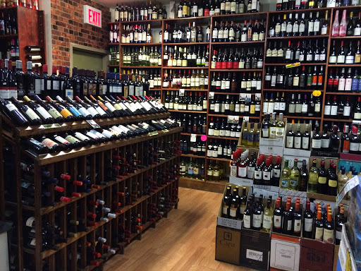 Liquor Store «B&S WINE AND SPIRITS», reviews and photos, 152 Wyckoff Ave, Brooklyn, NY 11237, USA