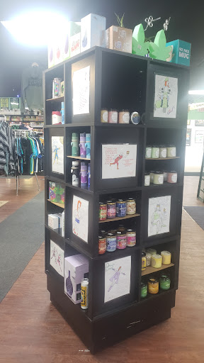 Tobacco Shop «BDT Smoke Shops», reviews and photos, 21640 John R Rd, Hazel Park, MI 48030, USA