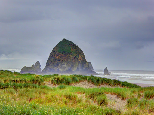 Tourist Attraction «Haystack Rock», reviews and photos, US-101, Cannon Beach, OR 97110, USA