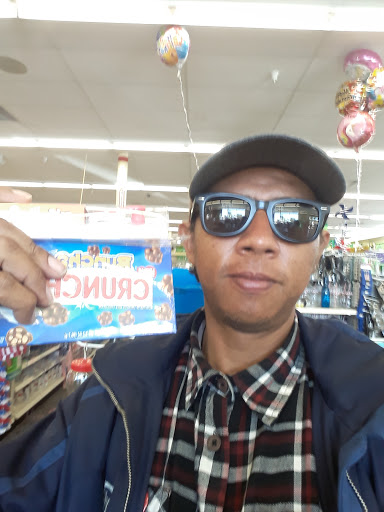 Grocery Store «Grocery Outlet Bargain Market», reviews and photos, 1000 Main St, Watsonville, CA 95076, USA