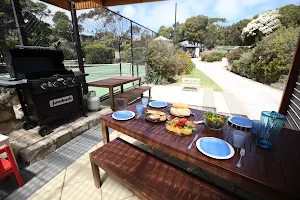 Aireys Inlet Getaway - Self Contained Villas with pool and tennis court image