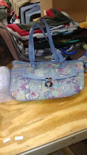 Thrift Store «Elizabeth City Salvation Army Family Thrift Store», reviews and photos