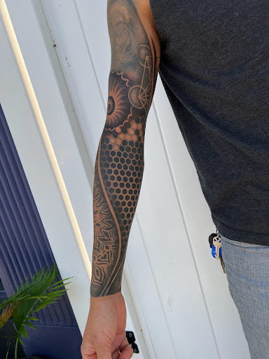 Explore england tattoo ideas, creative tattoo ideas in Saint Petersburg, available at Buku Tattoo Studio